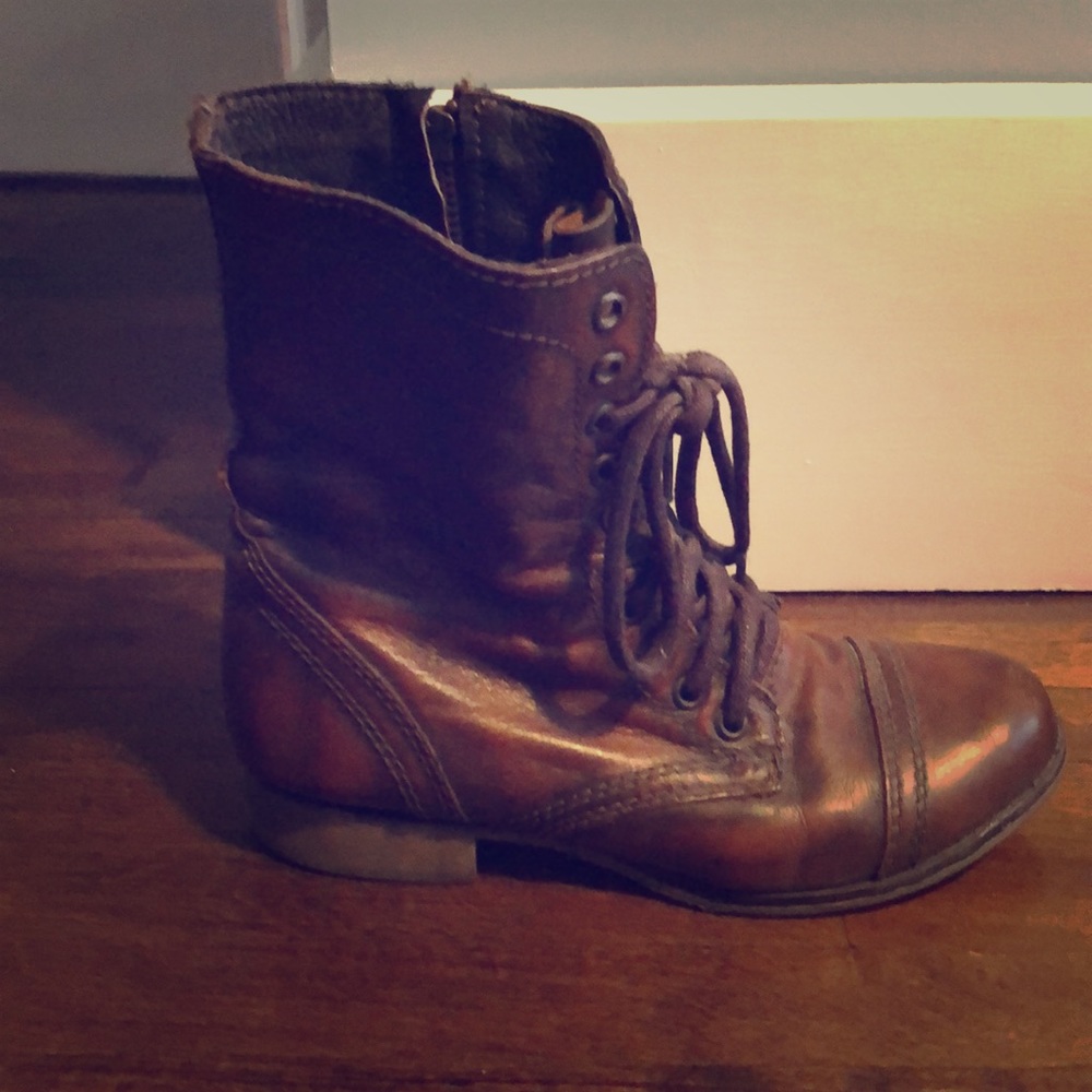 Steve Madden Troopa Boots